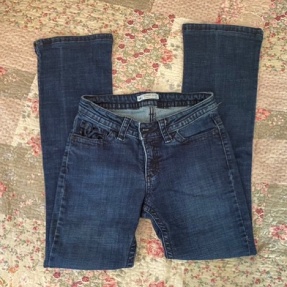 Super flattering Lee Slender Secret jeans